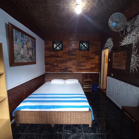 Mini Tiga Homestay Пангандаран Екстер'єр фото